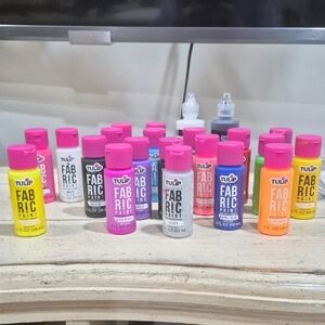 22 Bottles Tulip Fabric Paint Set - Assorted Colors